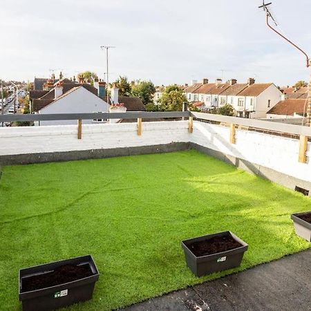 2 Bed Apartment Near The Beach Southend-on-Sea Exterior foto